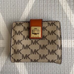 Michael Kors wallet